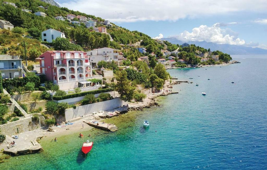 Apartments Villa Amalia Omiš Buitenkant foto